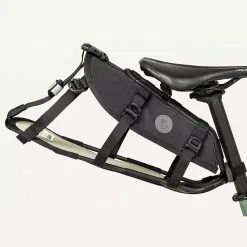 Portapacchi Sottosella Specialized/Fjällräven Seatbag Harness - Nero -Caschi e occhiali Soldes harnes nero 22