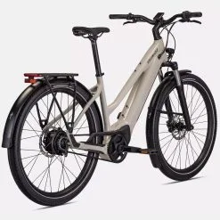 Specialized Turbo Vado 3.0 IGH Step-Through - Bianco 10 Specialized Turbo Vado 3.0 IGH Step-Through - Bianco -Caschi e occhiali Soldes specialized vado 3 ihc step wht 22 s2 hr