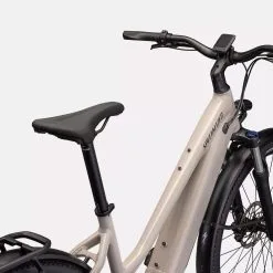 Specialized Turbo Vado 3.0 IGH Step-Through - Bianco 11 Specialized Turbo Vado 3.0 IGH Step-Through - Bianco -Caschi e occhiali Soldes specialized vado 3 ihc step wht 22 s3 hr