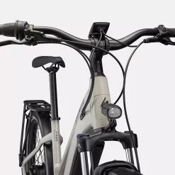 Specialized Turbo Vado 3.0 IGH Step-Through - Bianco 13 Specialized Turbo Vado 3.0 IGH Step-Through - Bianco -Caschi e occhiali Soldes specialized vado 3 ihc step wht 22 s5 hr