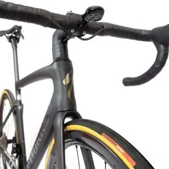 Specialized S-Works Tarmac SL7 Sram Red ETap AXS - Nero Oro 10 Specialized S-Works Tarmac SL7 Sram Red ETap AXS - Nero Oro -Caschi e occhiali Soldes tarmac sl7 red custom oro 23 s2 hr